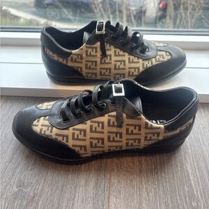 Fendi Women’s Zucchino size 35.5 Black and Beige Sneakers